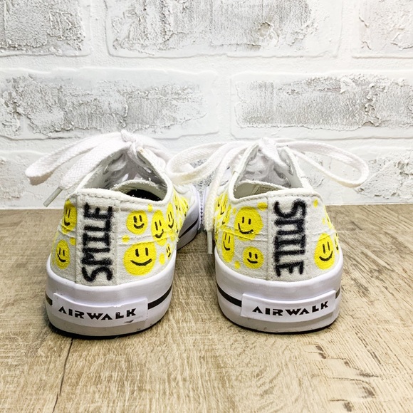 Custom Smiley Faces Airwalks/ knock off Converse - Picture 4 of 7